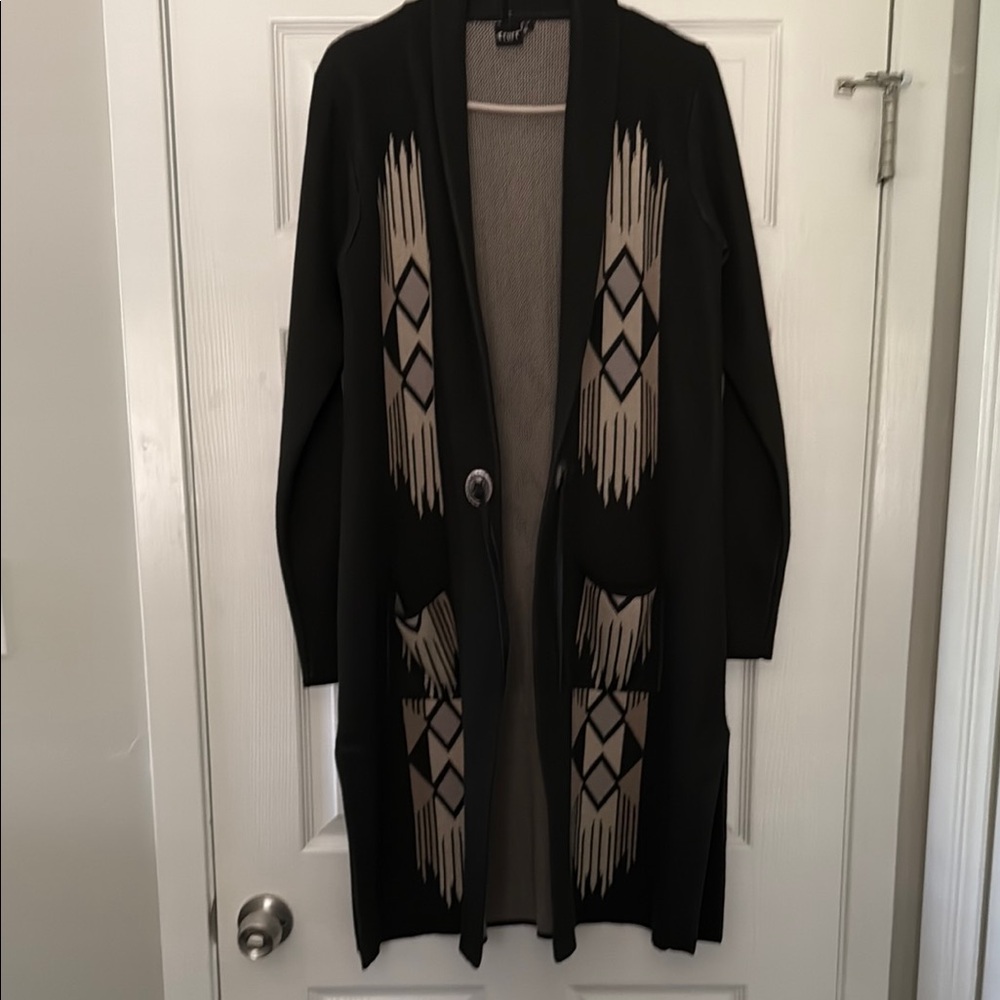 Black and Cream Geometric Pattern Long Cardigan Sweater